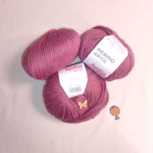 Lana Katia Merino Aran - 100g - Lana Virgen y Acrílico Superwash color 54 rosa viejo