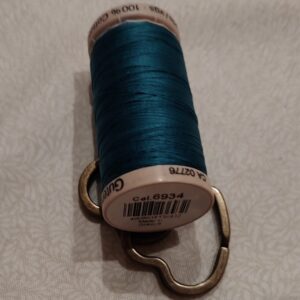 Hilo Gütermann Cotton 12 para Acolchar a Mano - Color 6934 (200m)