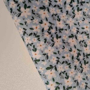 Tela de Algodón 100% Estampado Floral "Pequeñas Margaritas" - Fondo Azul Ancho 140cm