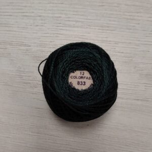 Hilo Valdani Perlé Tamaño 12 - Color 833 (Verde Bosque)