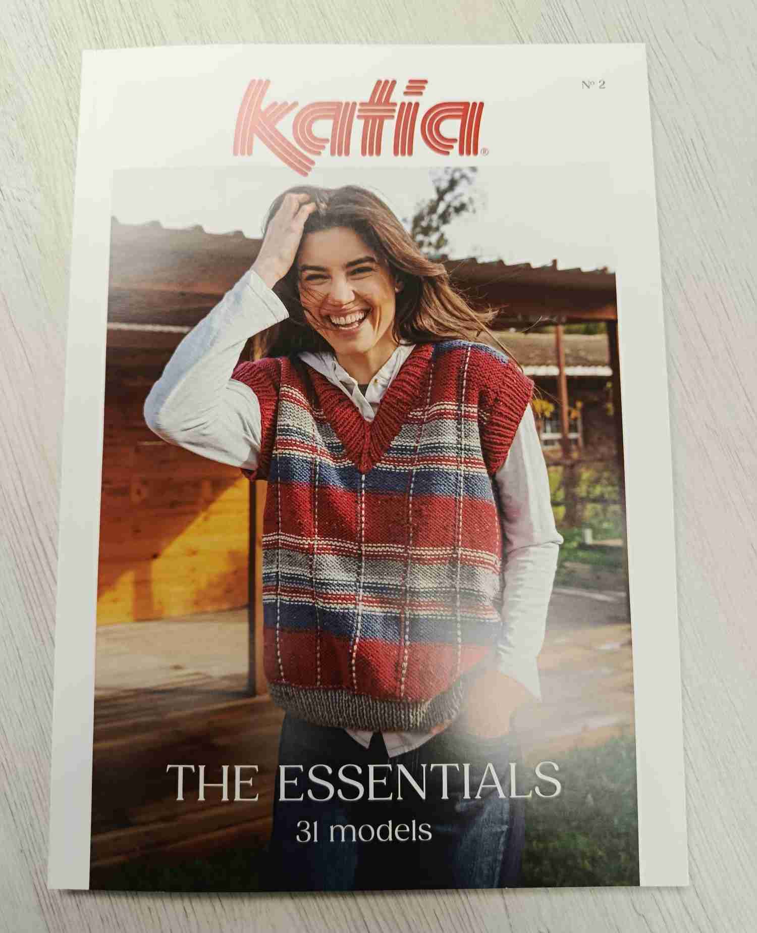 Revista Katia Especial The Essentials Nº 2 (31 Modelos)
