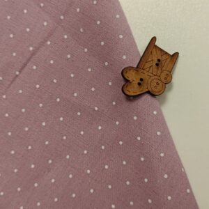 Tela Japonesa de Algodón – Topos Blancos sobre Fondo Rosa Palo (Ancho 1,10 m)